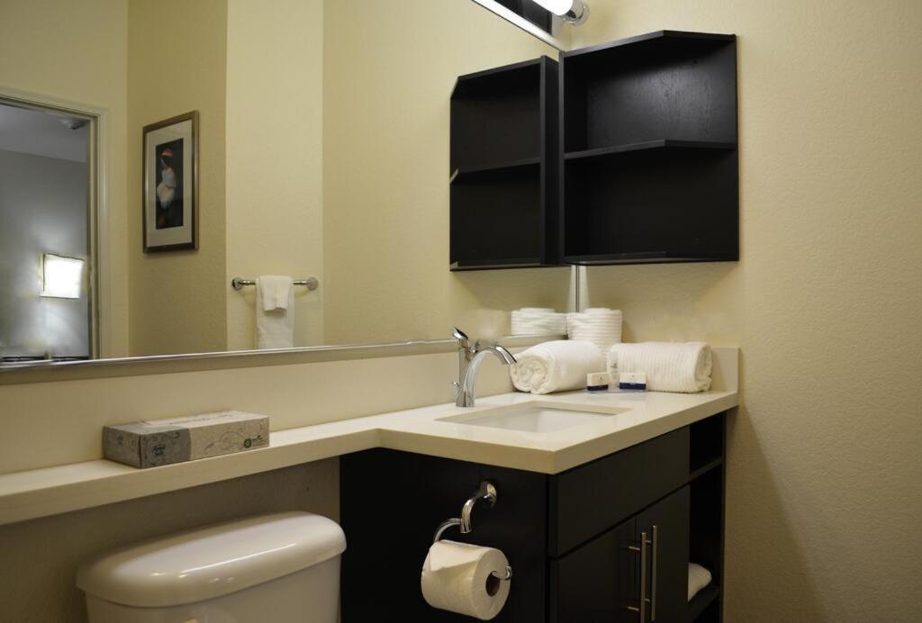 Candlewood Suites Belle Vernon By Ihg Buitenkant foto